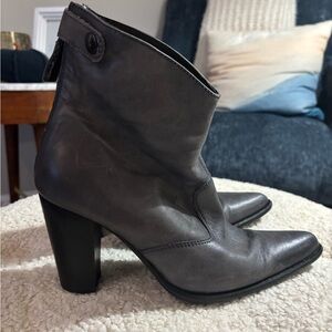 Lavorazione Artigiana MADE IN ITALY “JOHANN” fine leather Ankle Boots sz. 38